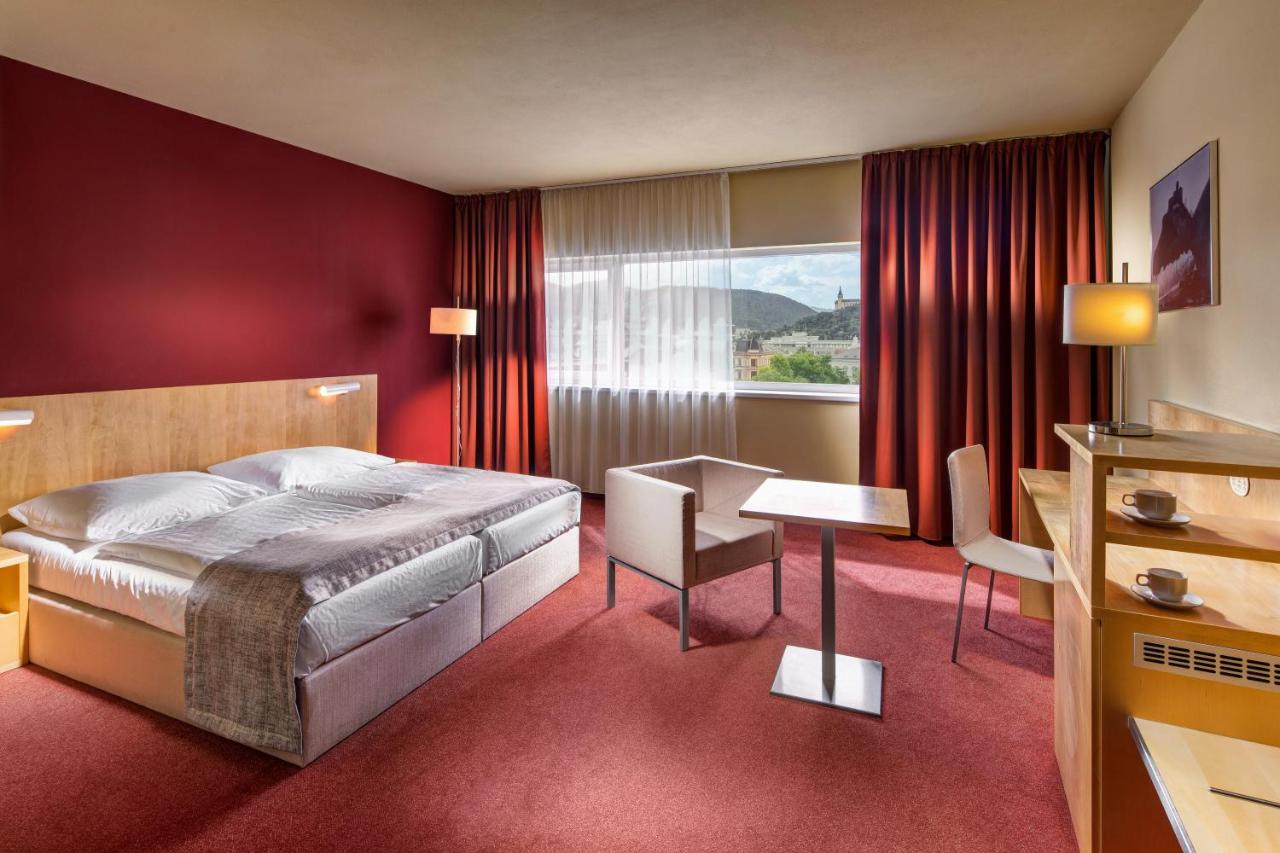 Hotel Clarion Congress 4*